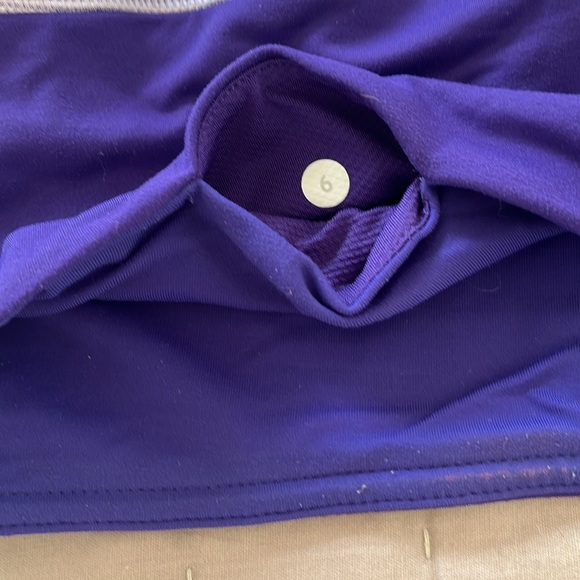 Lululemon 4” shorts - Picture 3 of 6